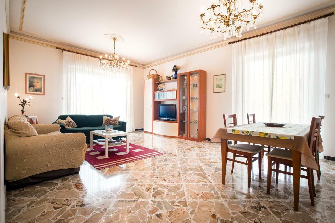 Апартаменти Casa Giolele Ачиреале Екстер'єр фото